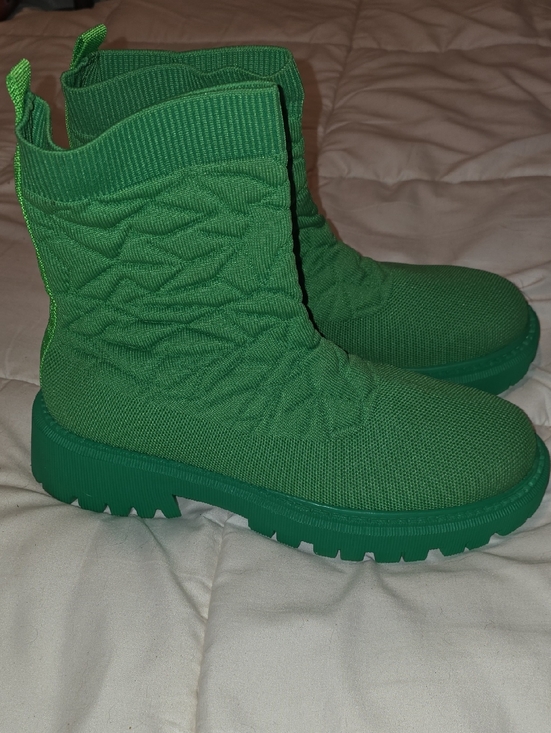 Shoes - Green Knit Chelsea Boots - Sz 11US/ EU43